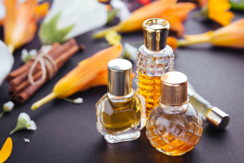初心者必見】万人ウケする人気な香水の共通点とおすすめの香水を紹介